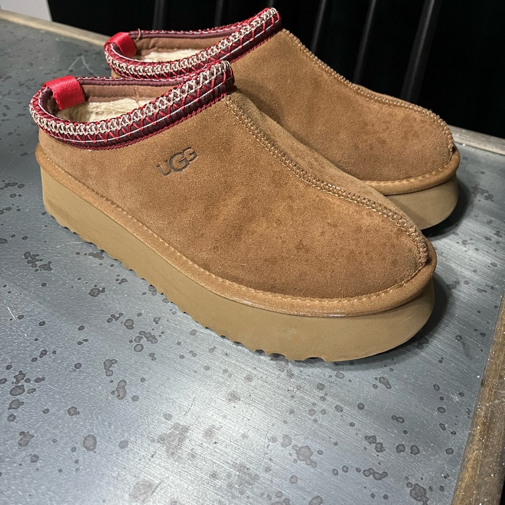 Women’s shoes